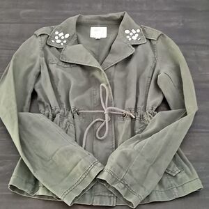 Dolled up army green tied waist jacket